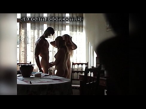 ❤️ Prietenii sexuali invită un bărbat uriaș și o partidă în trei cu el ❌ at ro.sexflashgame.ru ﹏