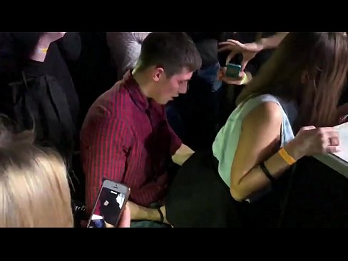 ❤️ Sex real într-un club de noapte rusesc. O rusoaică de 18 ani în anus și vagin futută într-un club de noapte ❌ at ro.sexflashgame.ru ﹏